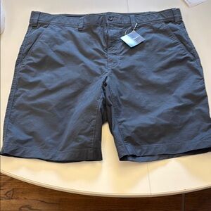 NWT Men's dark Blue/ Gray Eddie Bauer men’s Shorts